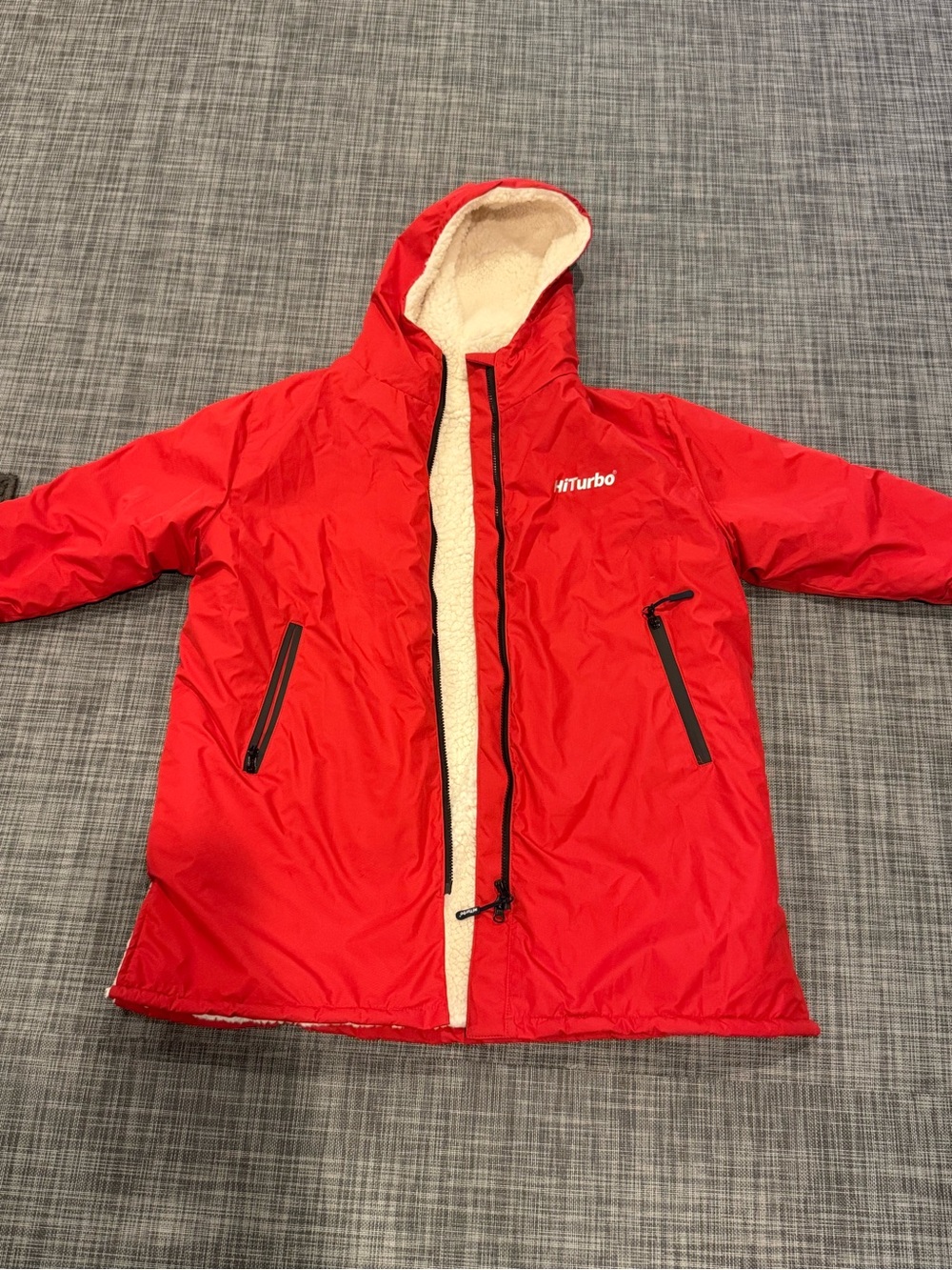Hiturbo Warm Kids Swim Parka: Waterproof Changing Robe - Oversize Swimming Coat